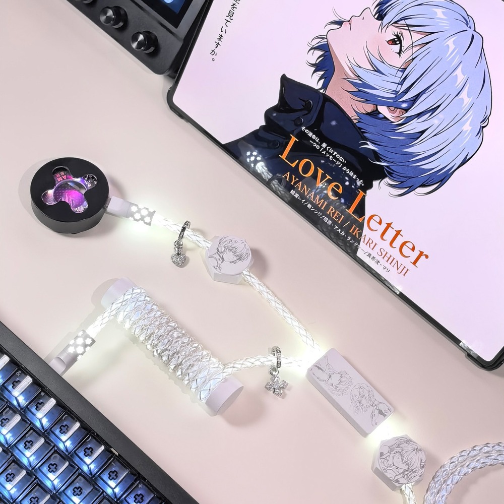 UNKNOWN ERROR D40 Cool White L - Gaming Keyboard Types recension och pris